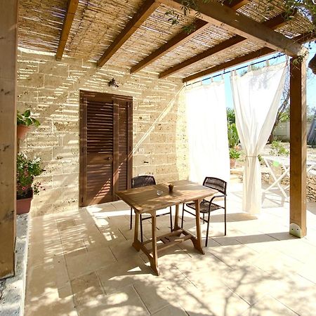 Le Stanze Di Ray - Salento Homes ボルガニェ エクステリア 写真